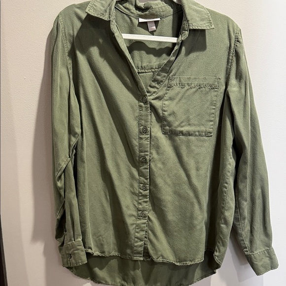 Knox Rose Tops - Knox Rose Green Button Down Shirt Lyocell